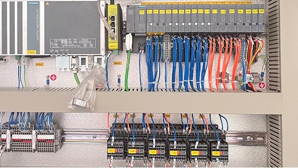 CE認證控制柜：安全、高效與全球通行證