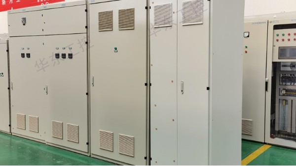 華東工控：專業(yè)PLC控制柜定制專家